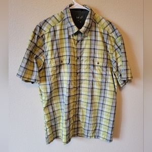 KUHL Lightweight Short Sleeve Button Up Plaid 2 Pocket Shirt Men’s XL